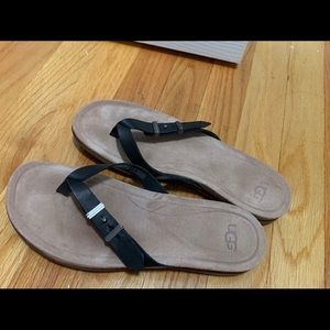 UGG Sela Flip Flops Like New Size 8